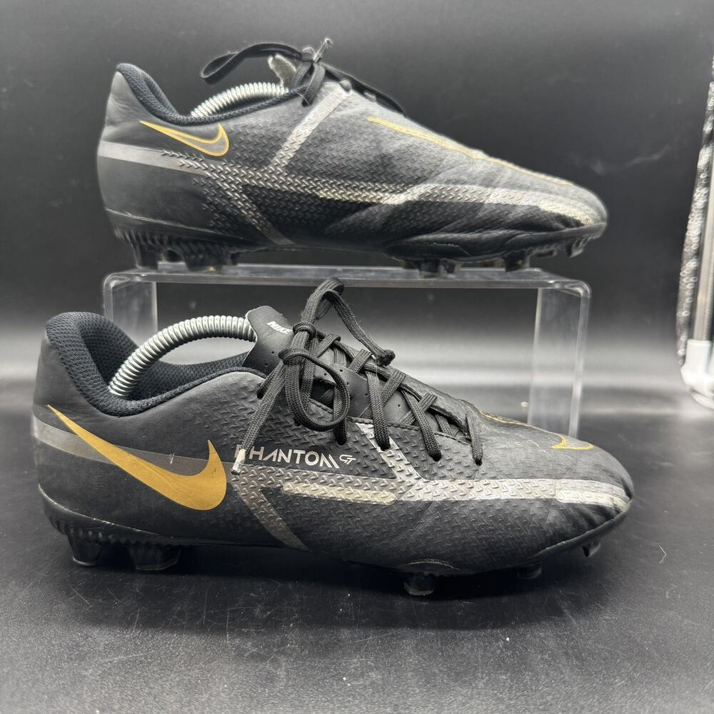 Nike Phantom Black Kids Soccer Cleats Size 5.5Y DC0812-007